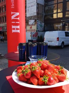 Wasser marsch – Erdbeeren voraus