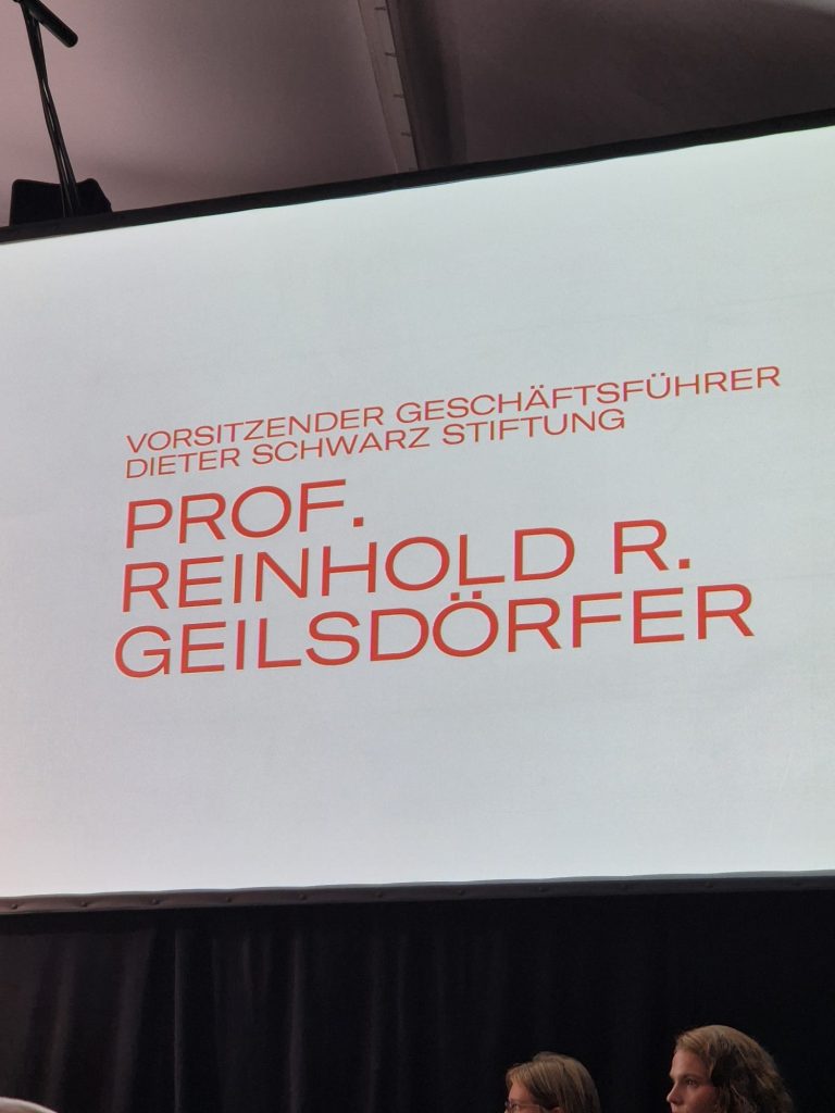 Bundeskanzler Friedrich Merz und Ministerpräsident Winfried Kretschmann beim Spatenstich des IPAI Heilbronn